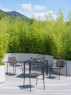 Sedia da giardino impilabile con braccioli Rio R50