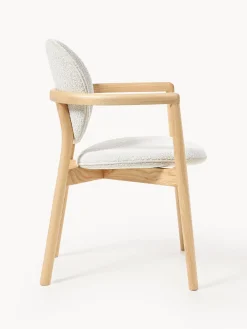 Sedia in legno con rivestimento bouclé Maia