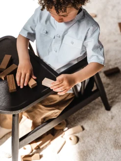 Sedia per bambini in legno di quercia fatta a mano Smilla