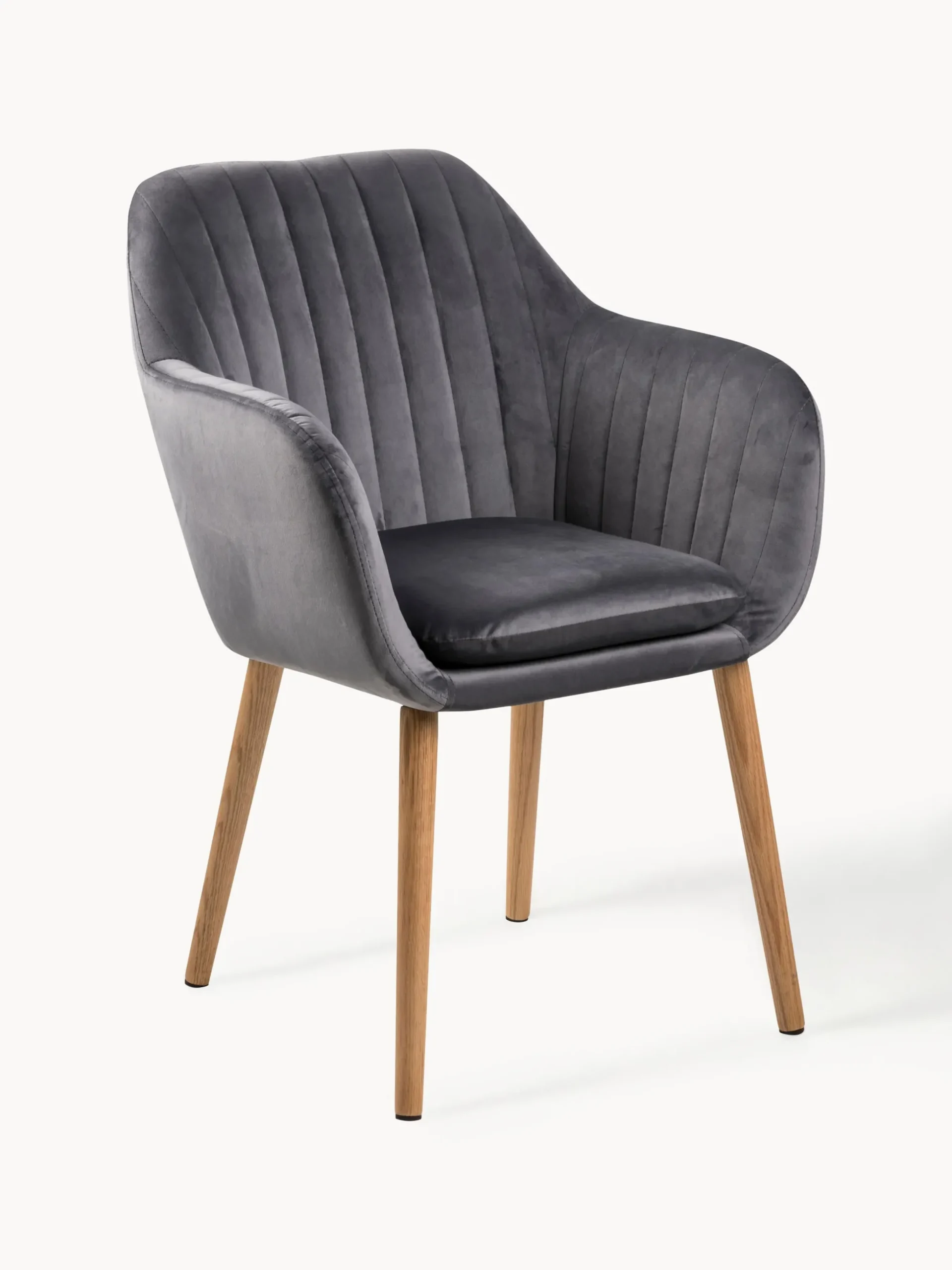 Sedia con braccioli in velluto e gambe in legno Emilia