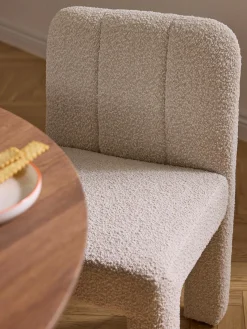 Sedia imbottita in bouclé Lukas