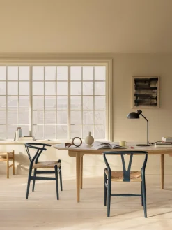 Sedia in legno con seduta intrecciata Wishbone CH24