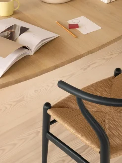 Sedia in legno con seduta intrecciata Wishbone CH24