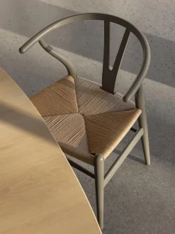 Sedia in legno con seduta intrecciata CH24 Wishbone Chair