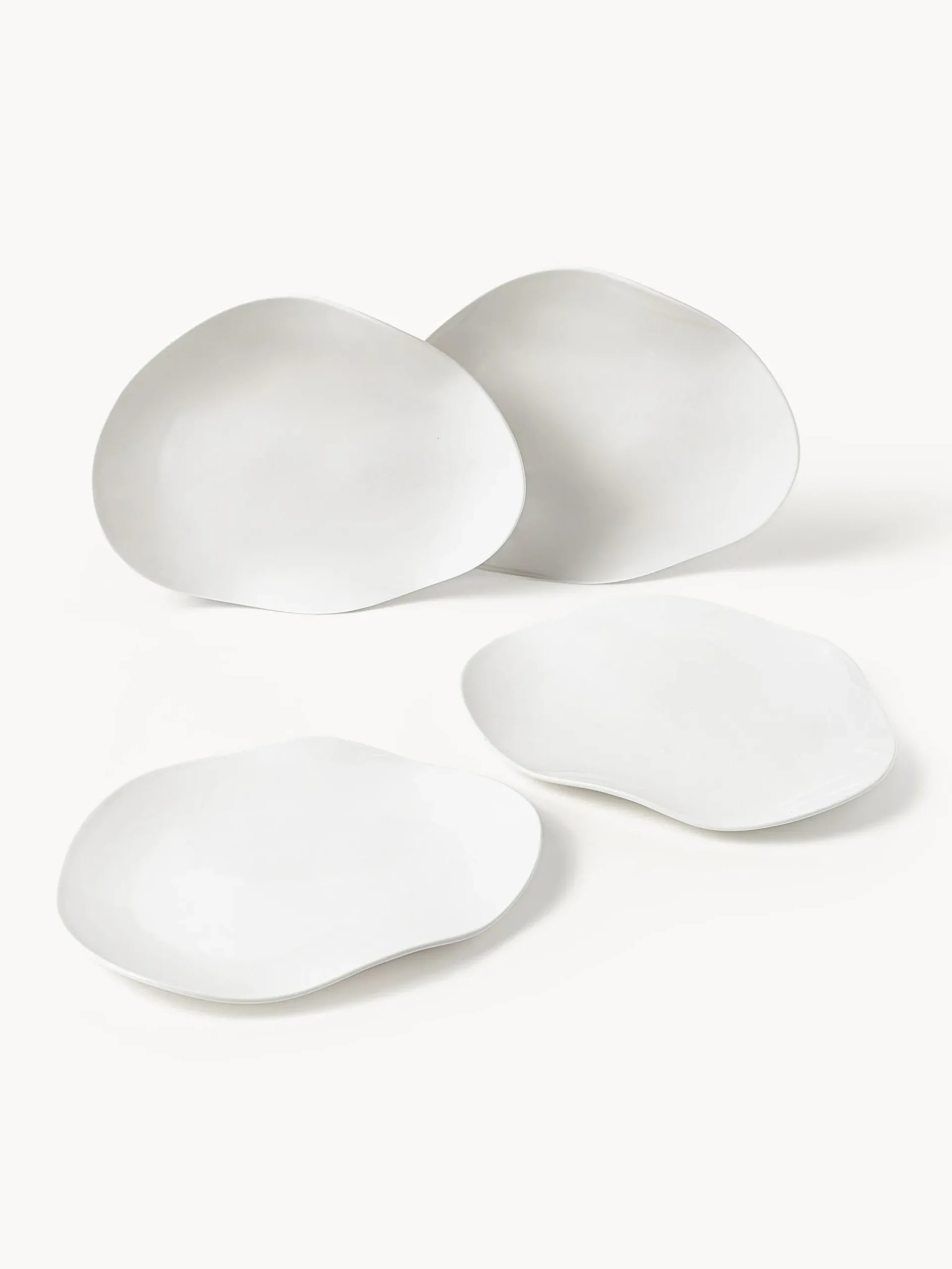 Servizio di piatti in porcellana dalla forma organica Joana, 4 persone (12 pz)