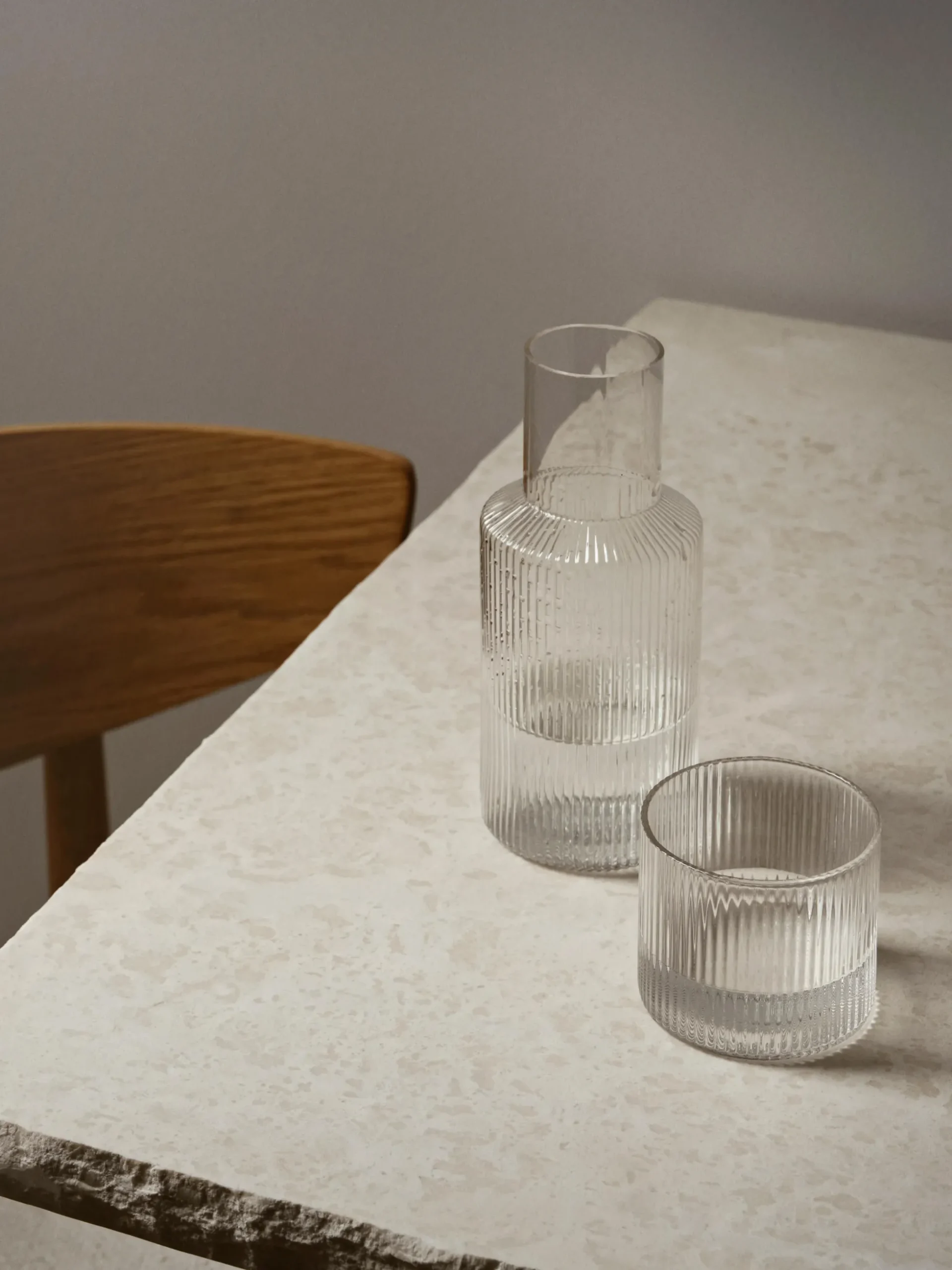 Set caraffa e bicchiere in vetro soffiato Ripple 2 pz