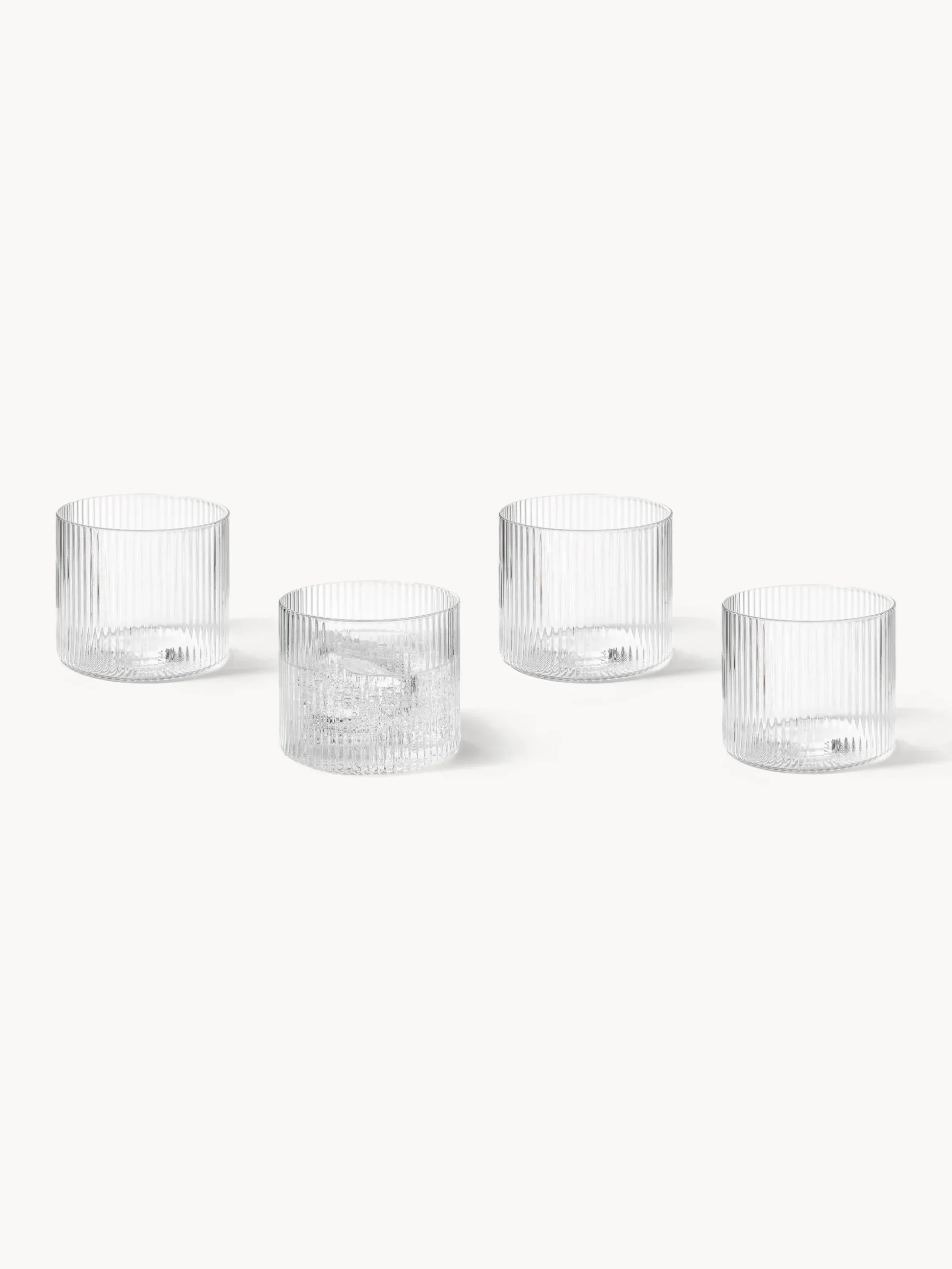Set di 4 bicchieri acqua in vetro soffiato con scanalatura in rilievo Ripple, 200 ml