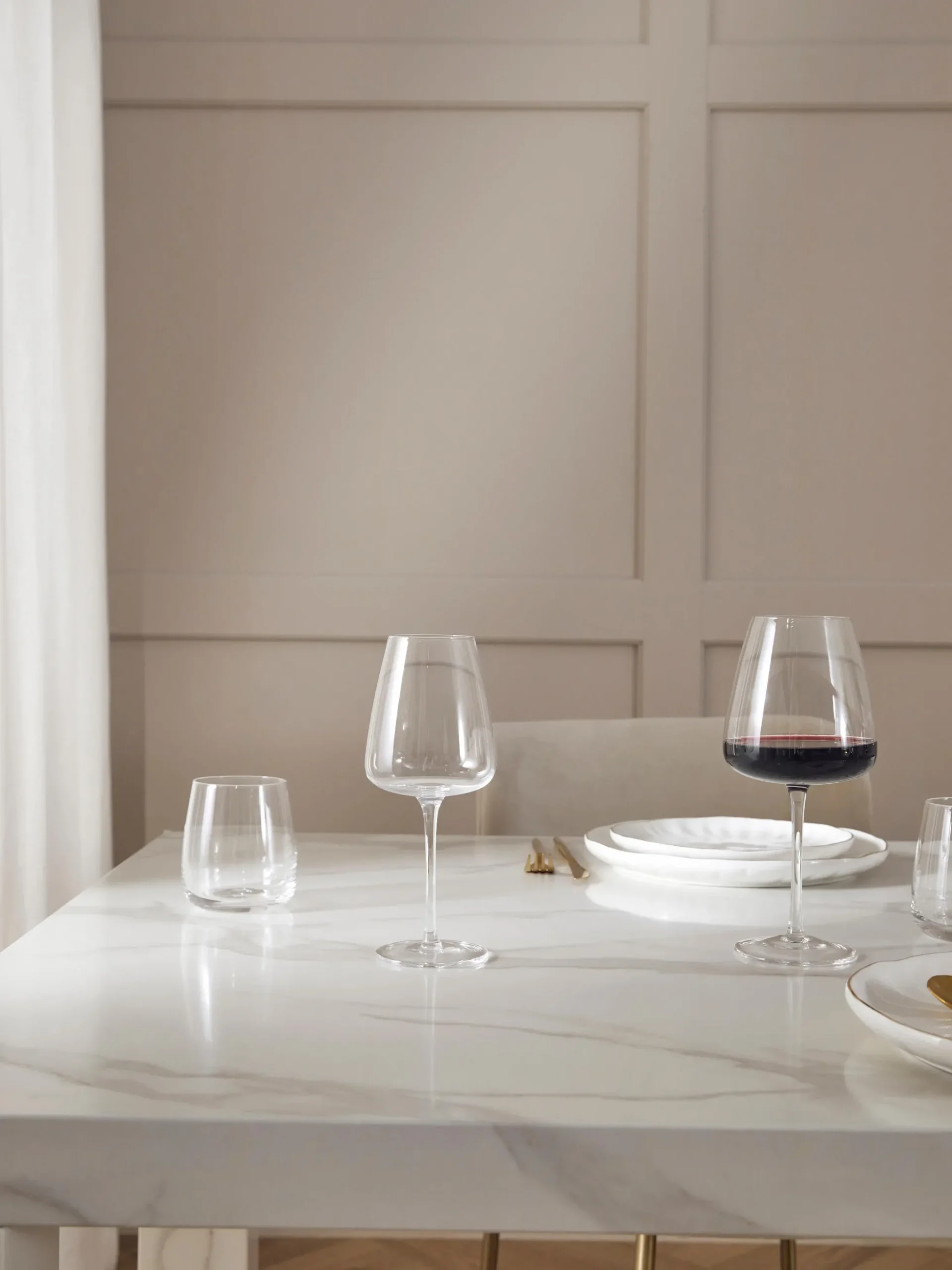 Set di 4 bicchieri da vino rosso in vetro soffiato Ellery