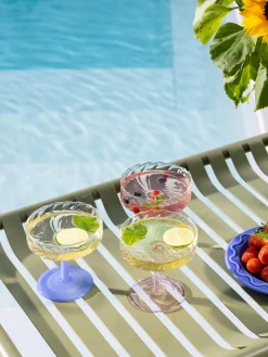 Set di 2 coppe da champagne in vetro borosilicato fatte a mano Twirl