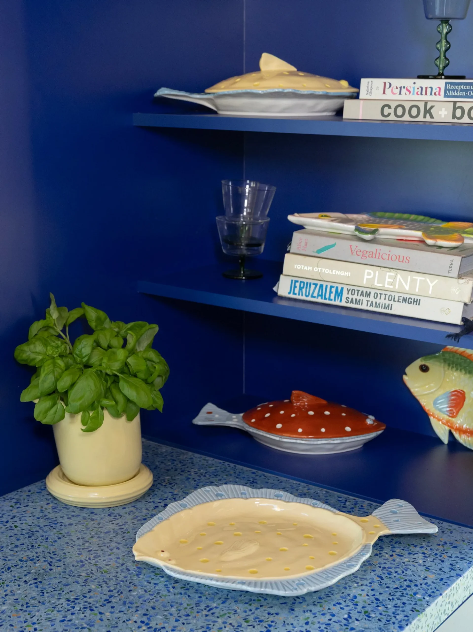 Set di 2 vassoi da portata fatti a mano con coperchio Tureen