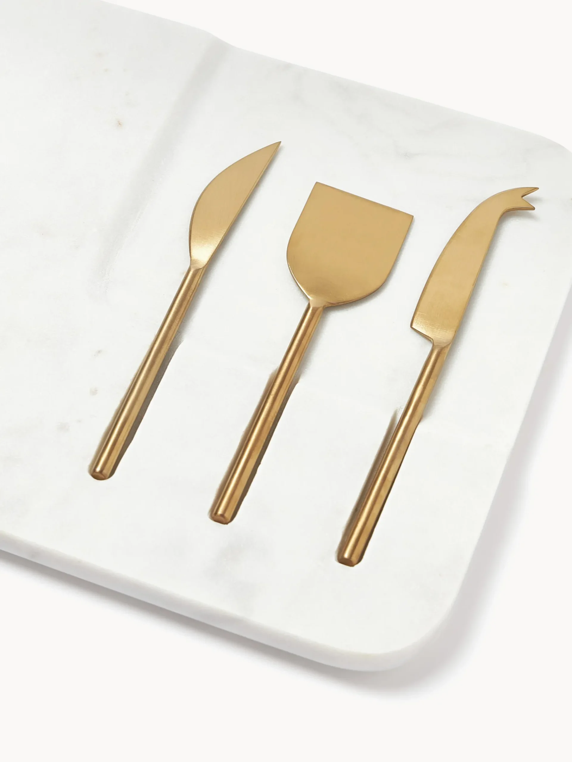 Set piatto da portata con coltelli da formaggio Jaya 4 pz