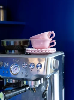 Set tazza e piattino fatti a mano Whip 2 pz