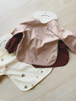 Set di 2 bavaglini con maniche Cherry