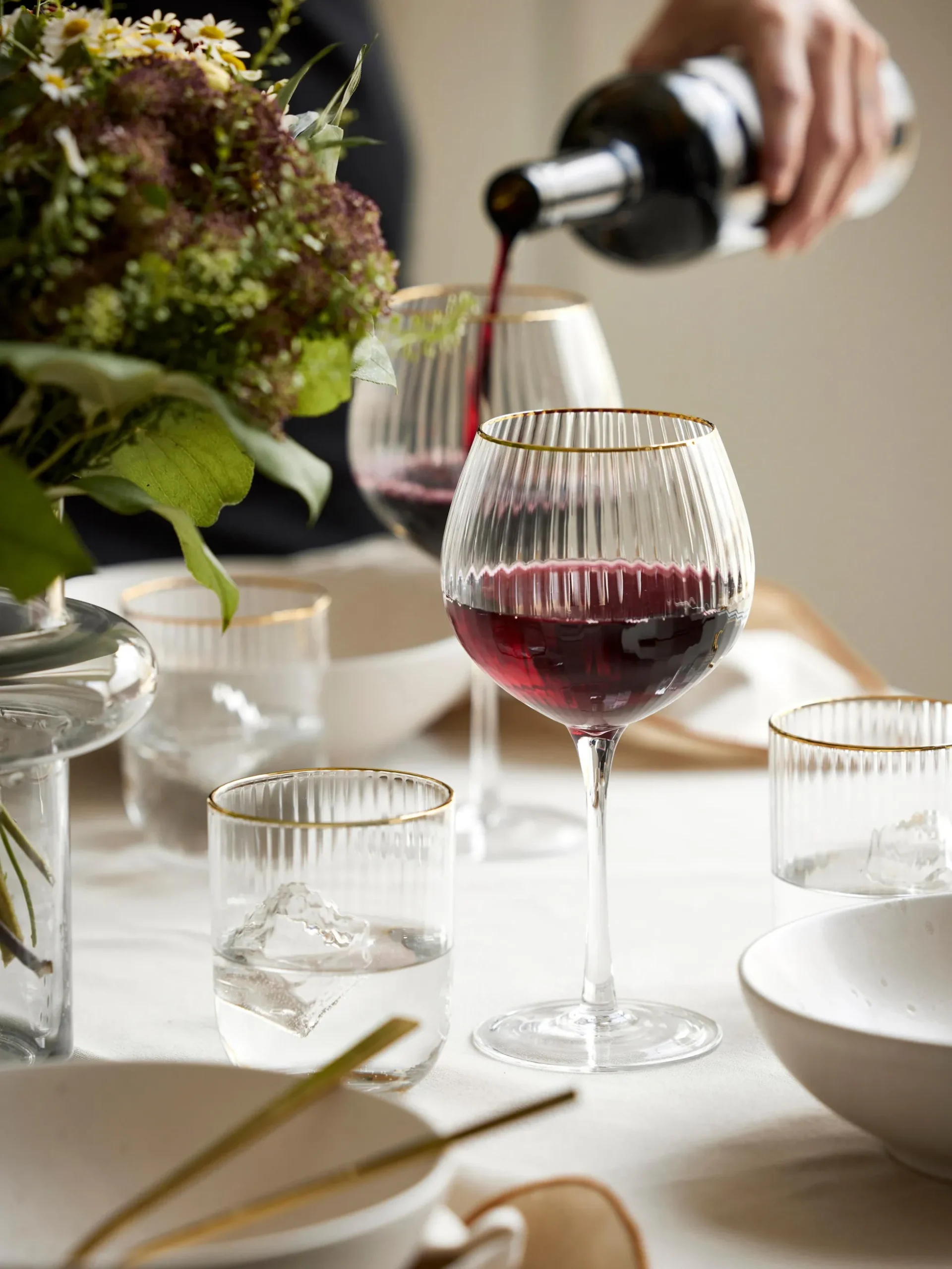 Set di 4 bicchieri da vino in vetro soffiato con struttura millerighe Palermo