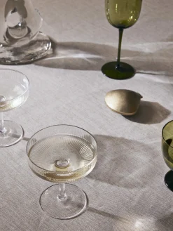 Set di 2 coppe da champagne in vetro soffiato con scanalatura in rilievo Ripple