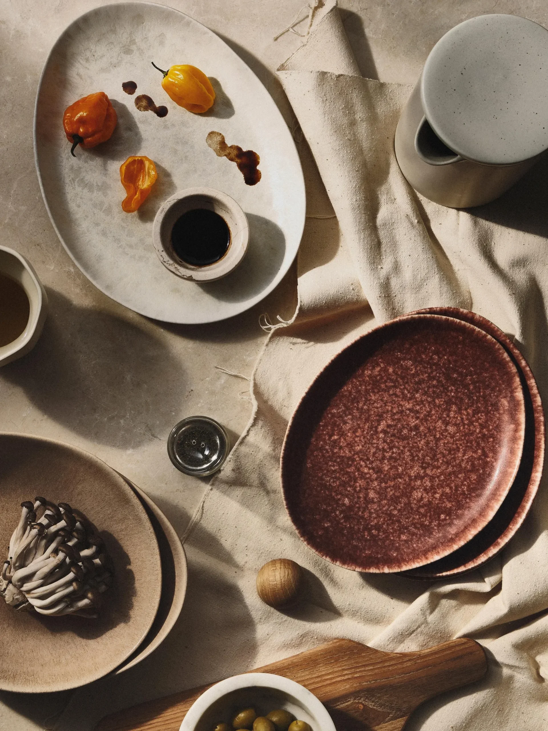 Set di 4 piatti da colazione fatti a mano dalla forma organica Macey