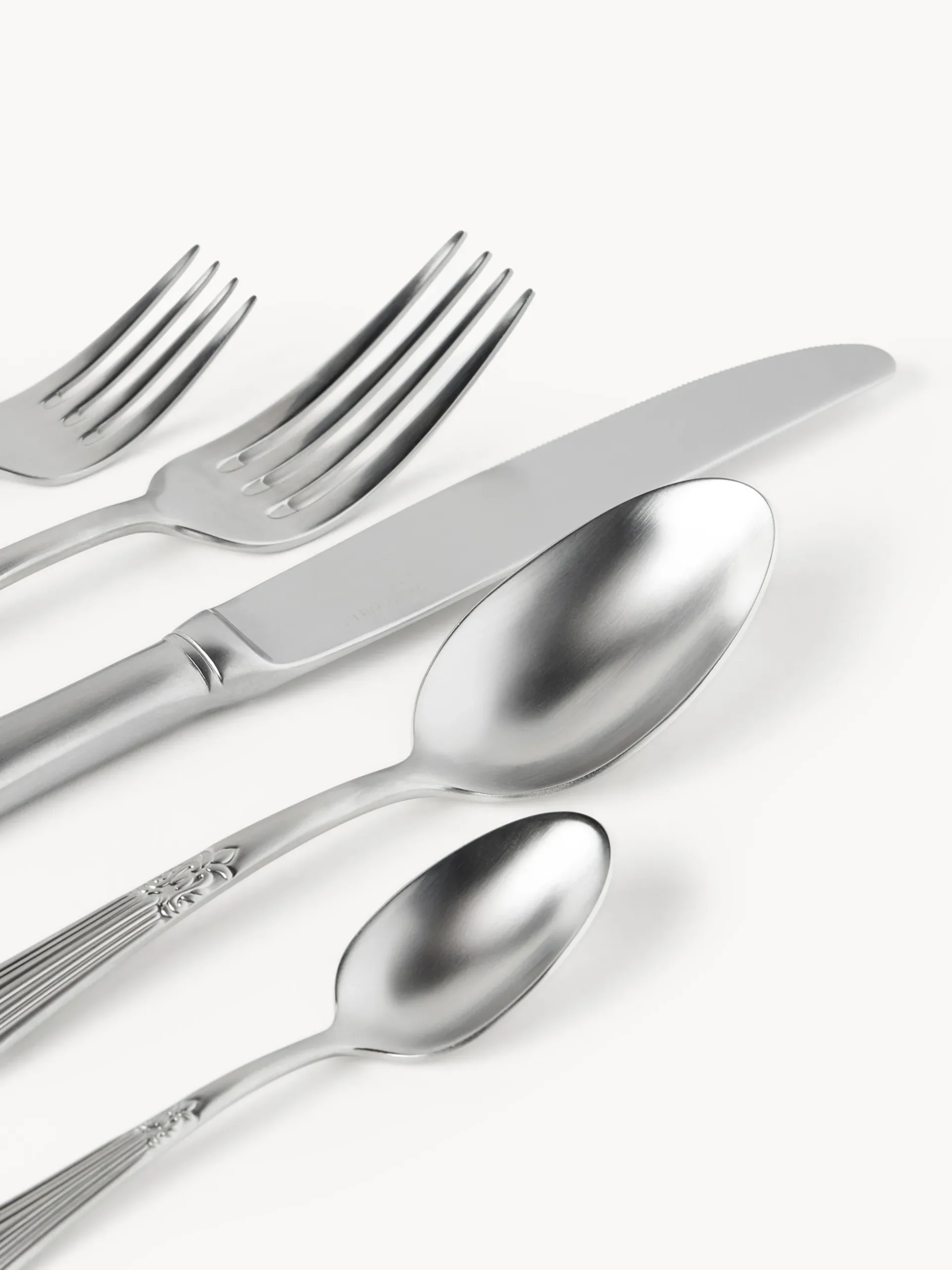 Set di posate spazzolate opache Val, varie misure