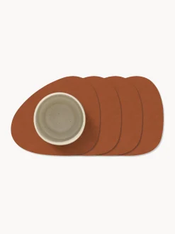 Set di 4 sottobicchieri in pelle fatti a mano dalla forma asimmetrica Curve