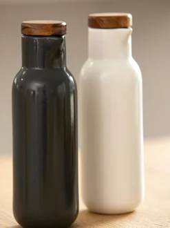 Set dispenser aceto e olio in porcellana e legno di acacia Essentials 2 pz