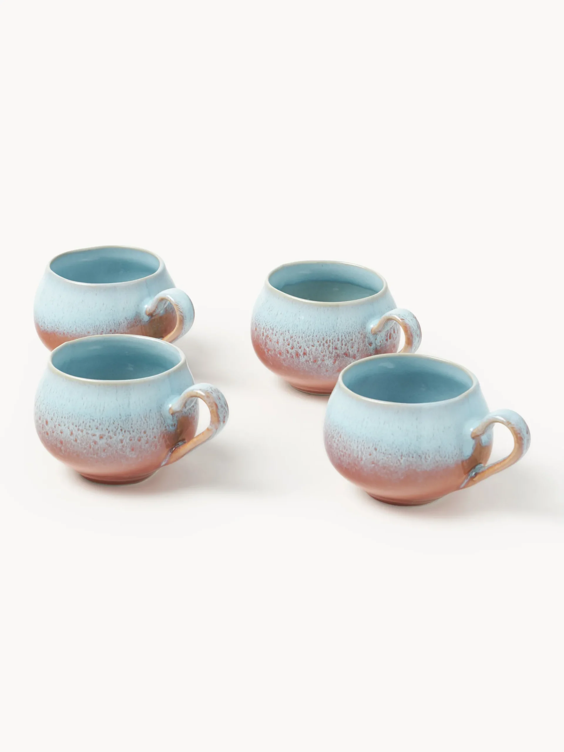 Set di 4 tazze fatte a mano Marguerite