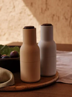 Set macina sale e pepe con coperchio in legno di noce Bottle Grinder 2 pz