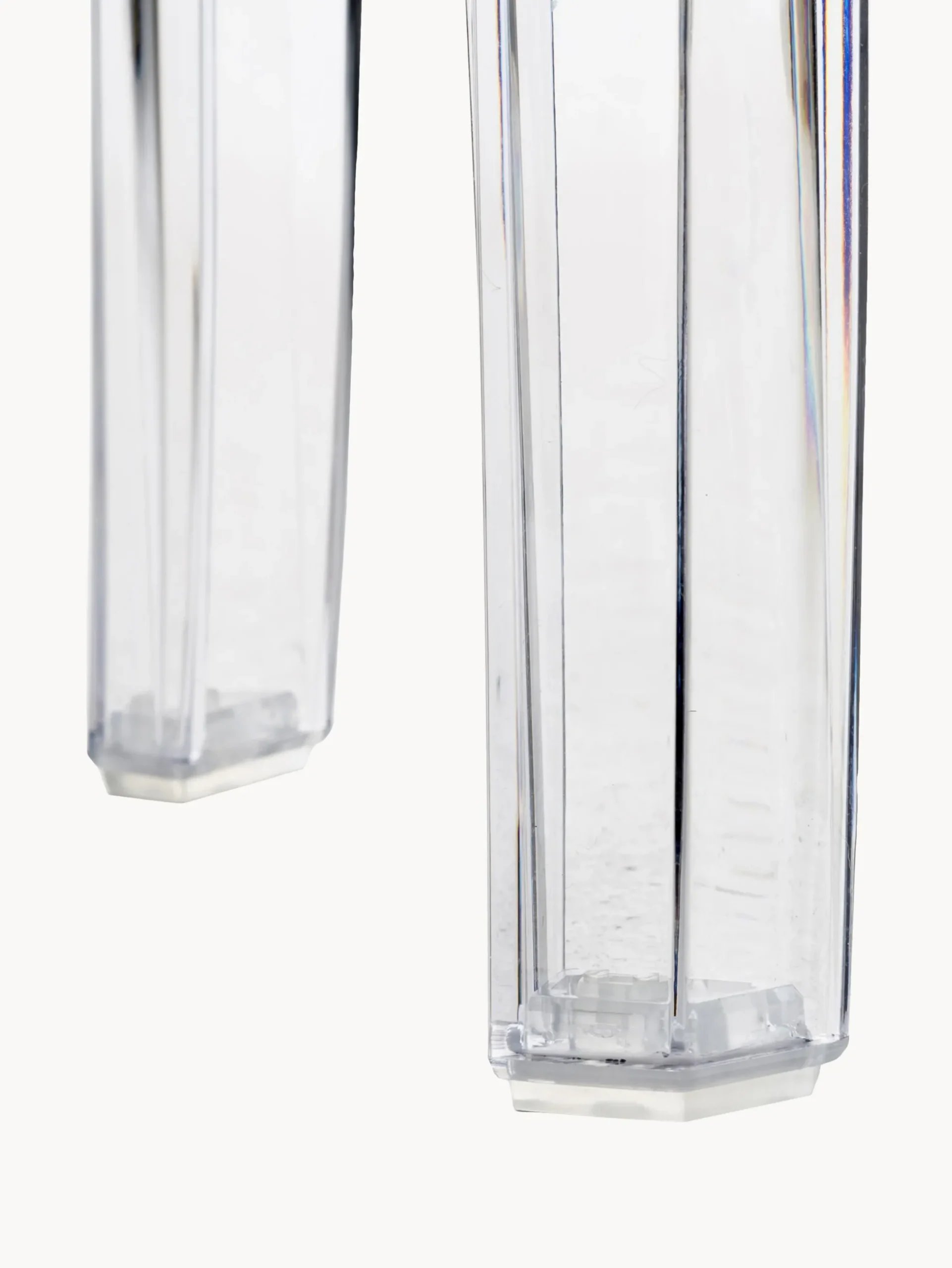 Sgabello alto di design Charles Ghost