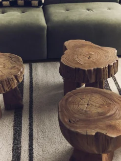 Sgabello fatto a mano in teak Log