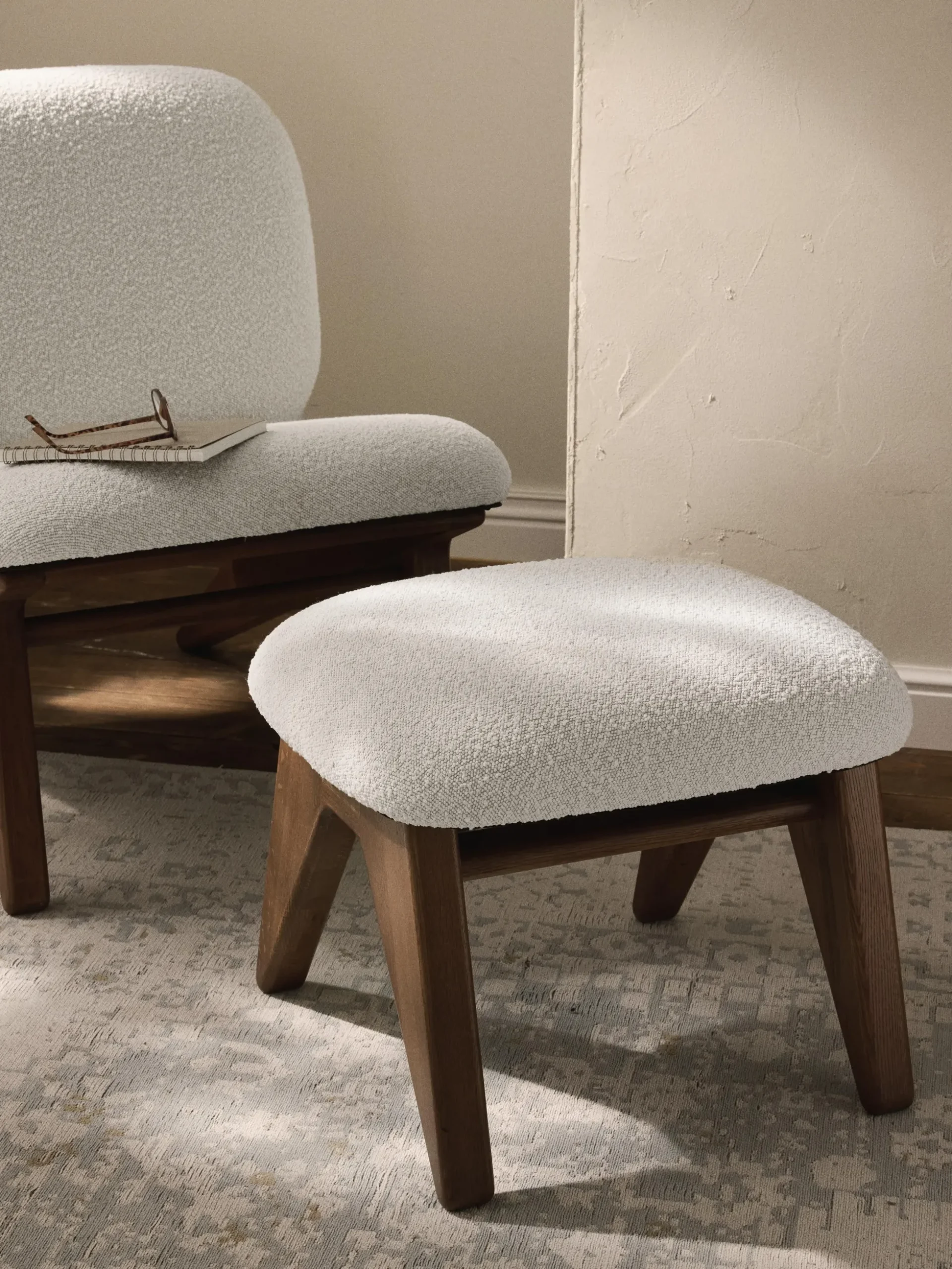 Sgabello in bouclé Shenay
