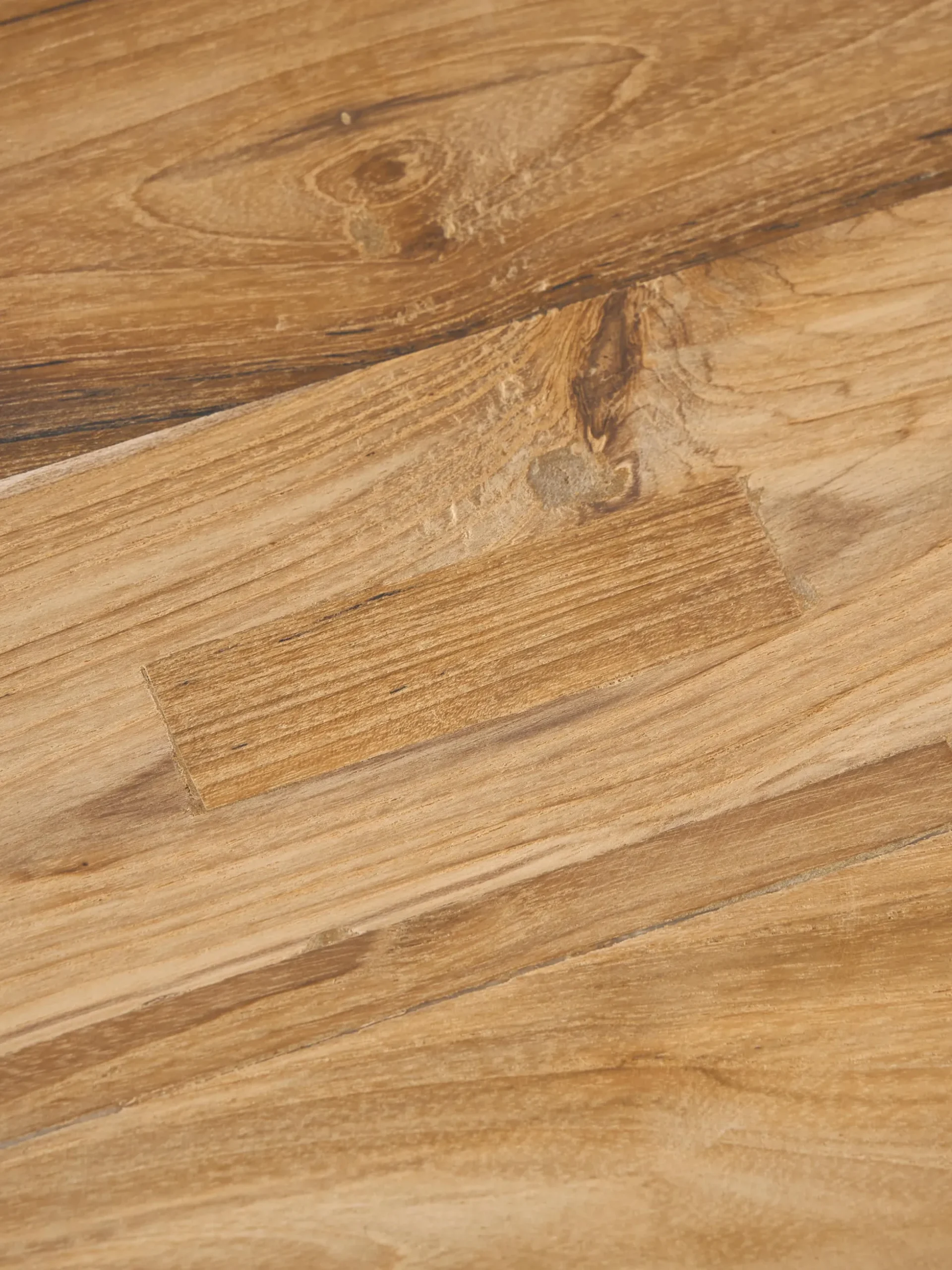 Sgabello in legno di teak Lawas