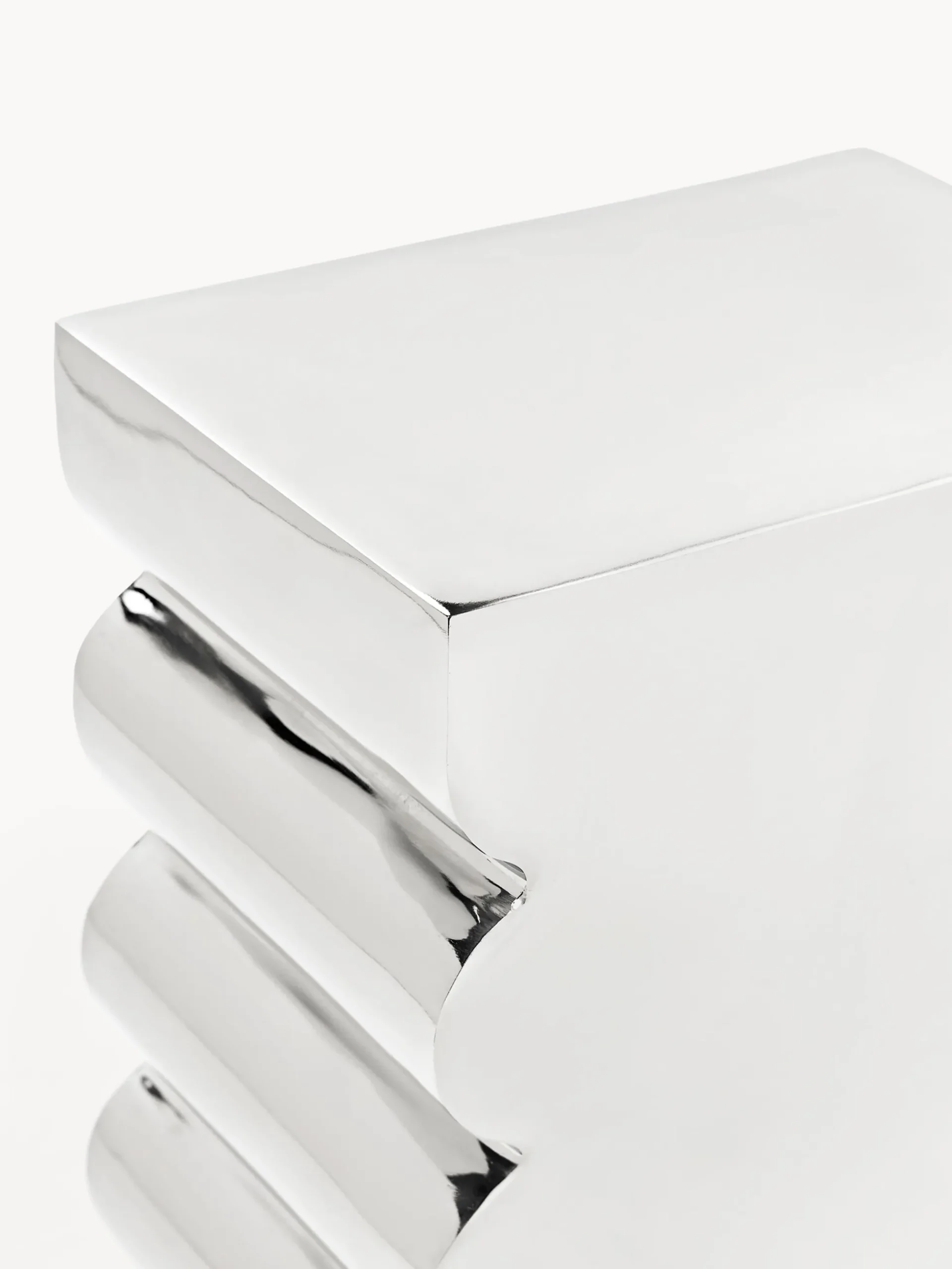 Sgabello in metallo Curves