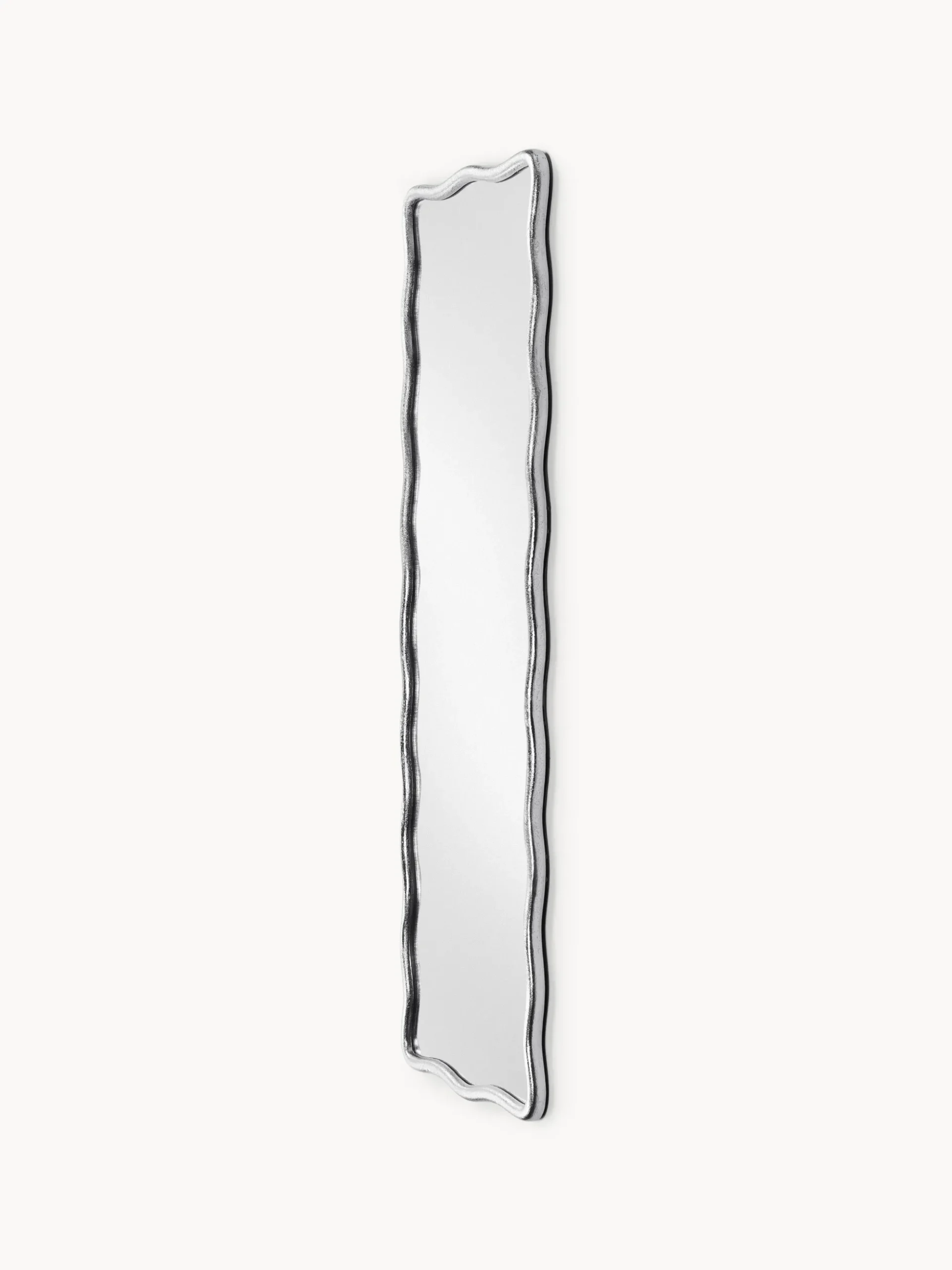 Specchio a figura intera con cornice ondulata in metallo Reggie