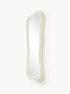 Specchio a figura intera con cornice ondulata Cosimo