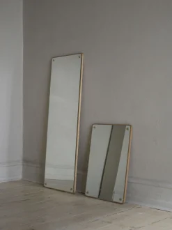 Specchio a figura intera in legno di quercia RM-1