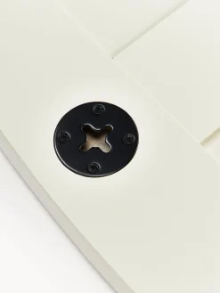 Specchio da parete con cornice ondulata Cosimo