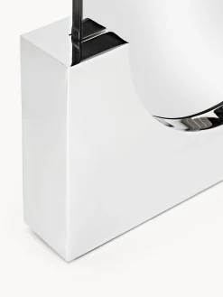 Specchio quadrato da terra con base in metallo Finn