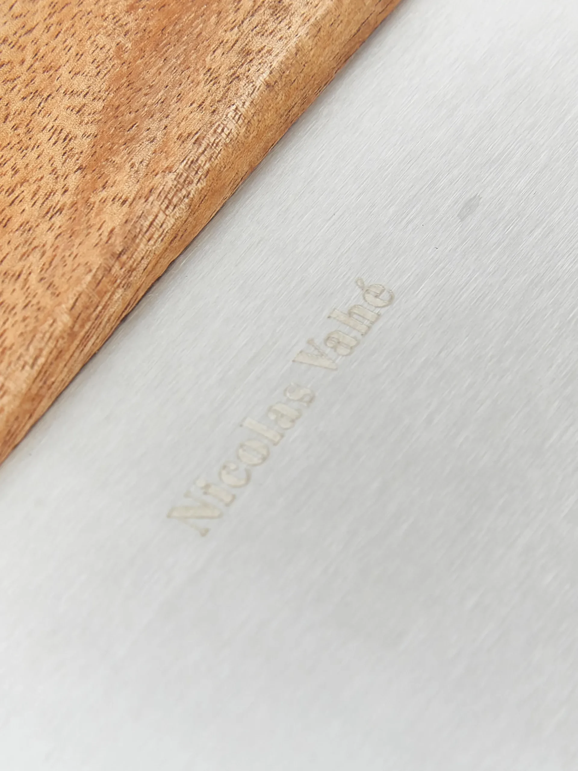 Tagliapasta in legno di acacia e acciaio inossidabile Puka