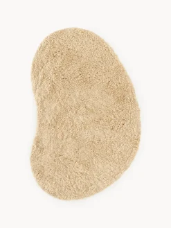 Tappeto fatto a mano dalla forma particolare Tully B