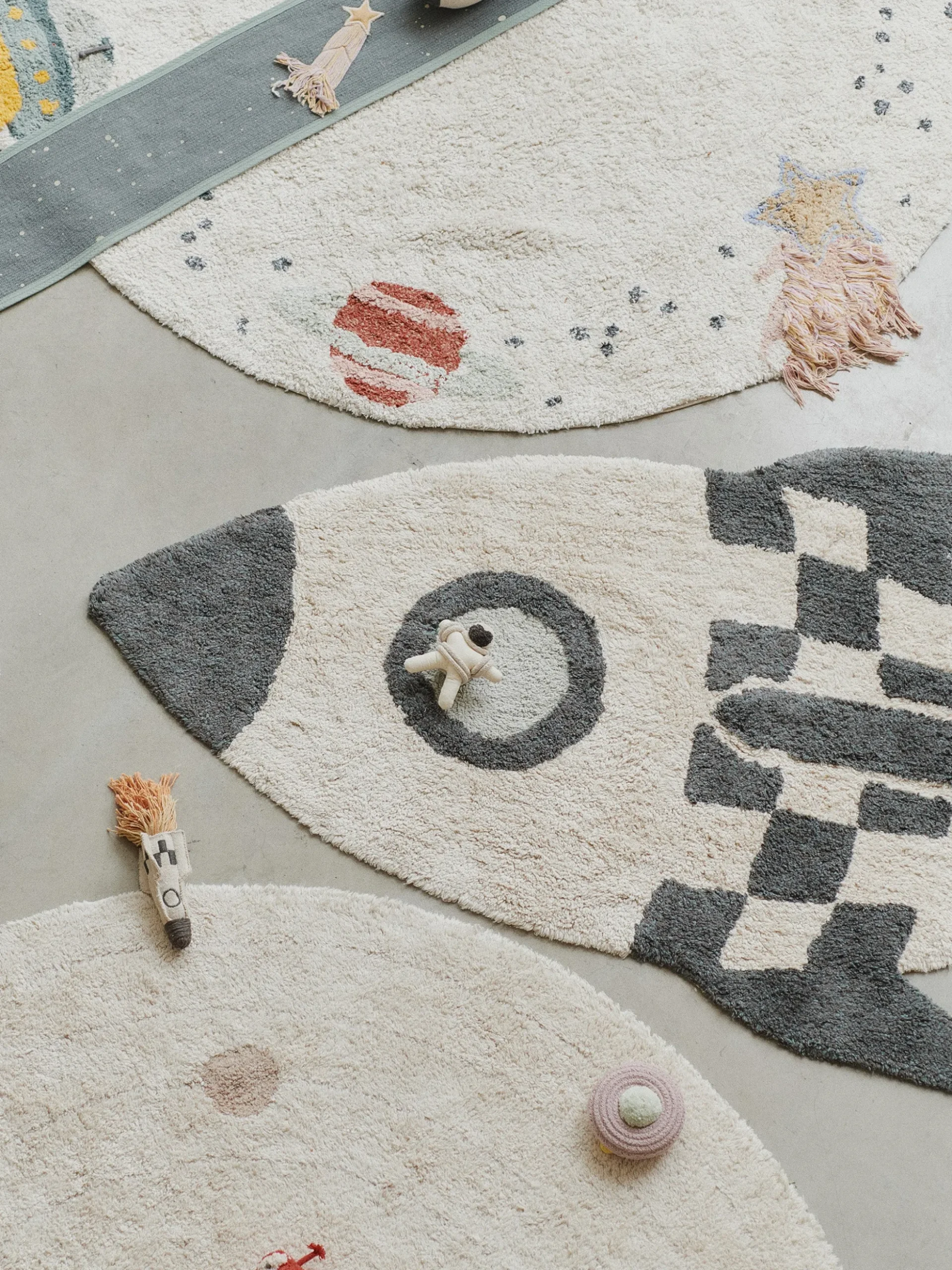 Tappeto per bambini fatto a mano Rocket, lavabile
