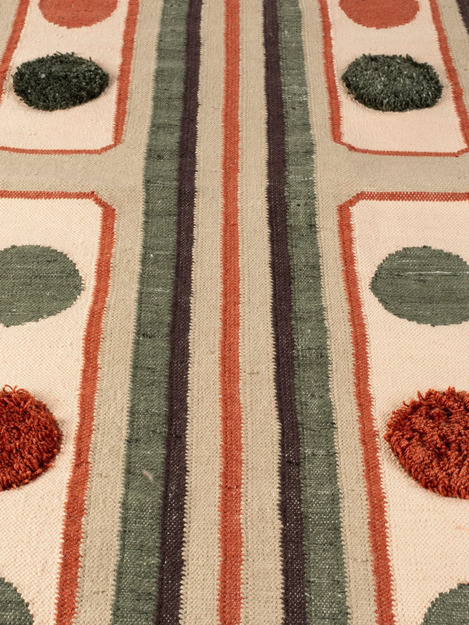 Tappeto alto tessuto a mano con nappe Haydon, varie misure