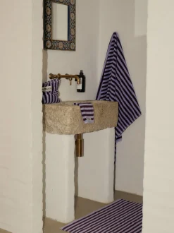 Tappeto da bagno in cotone organico Naram