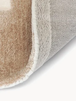 Tappeto marrone e beige in lana fatto a mano con motivo a rilievo Corin