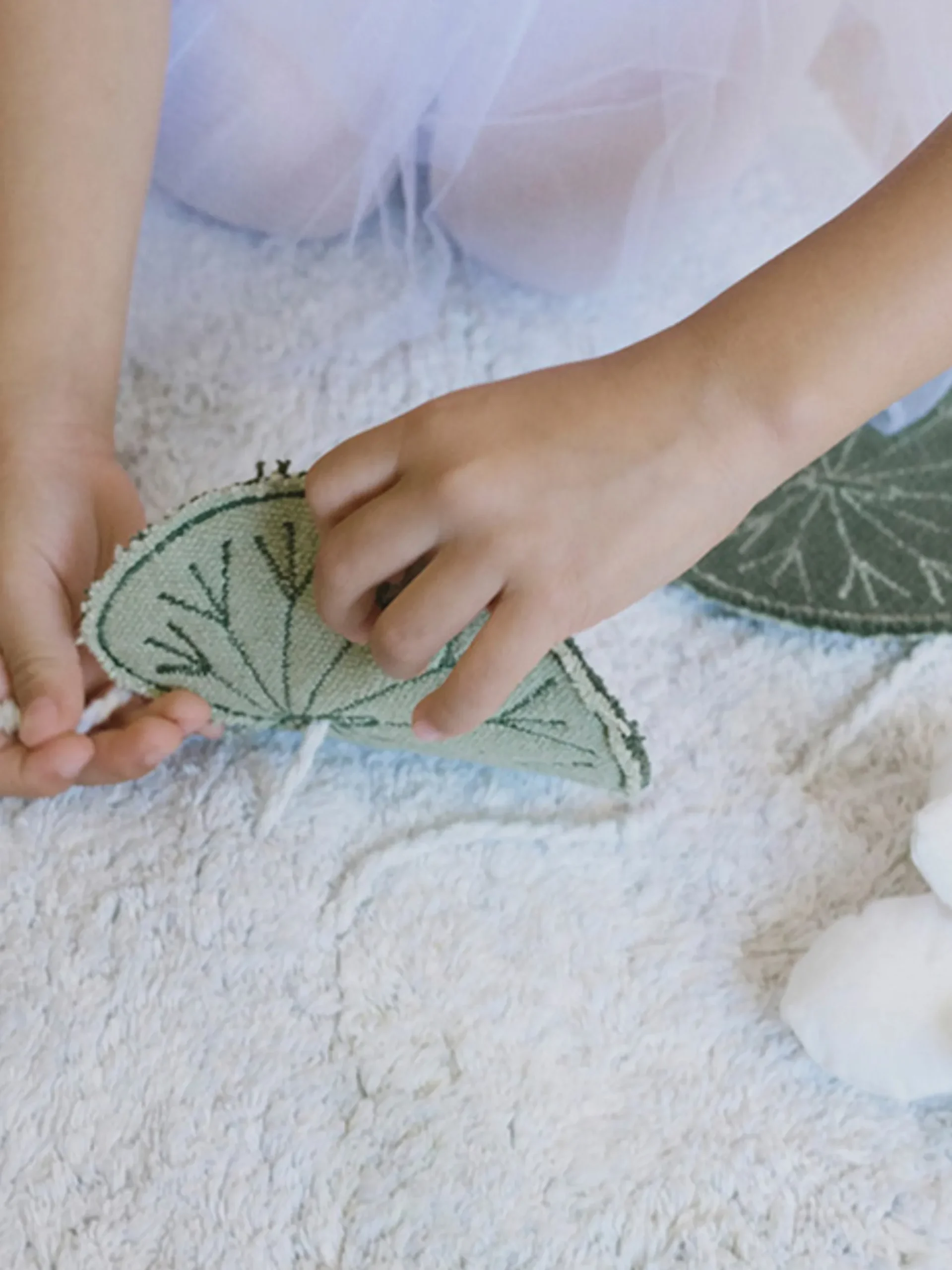 Tappeto per bambini fatto a mano Swan Lake, lavabile