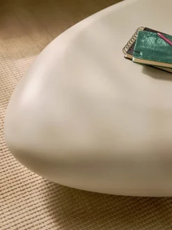 Tavolino da salotto grande dalla forma organica Pietra