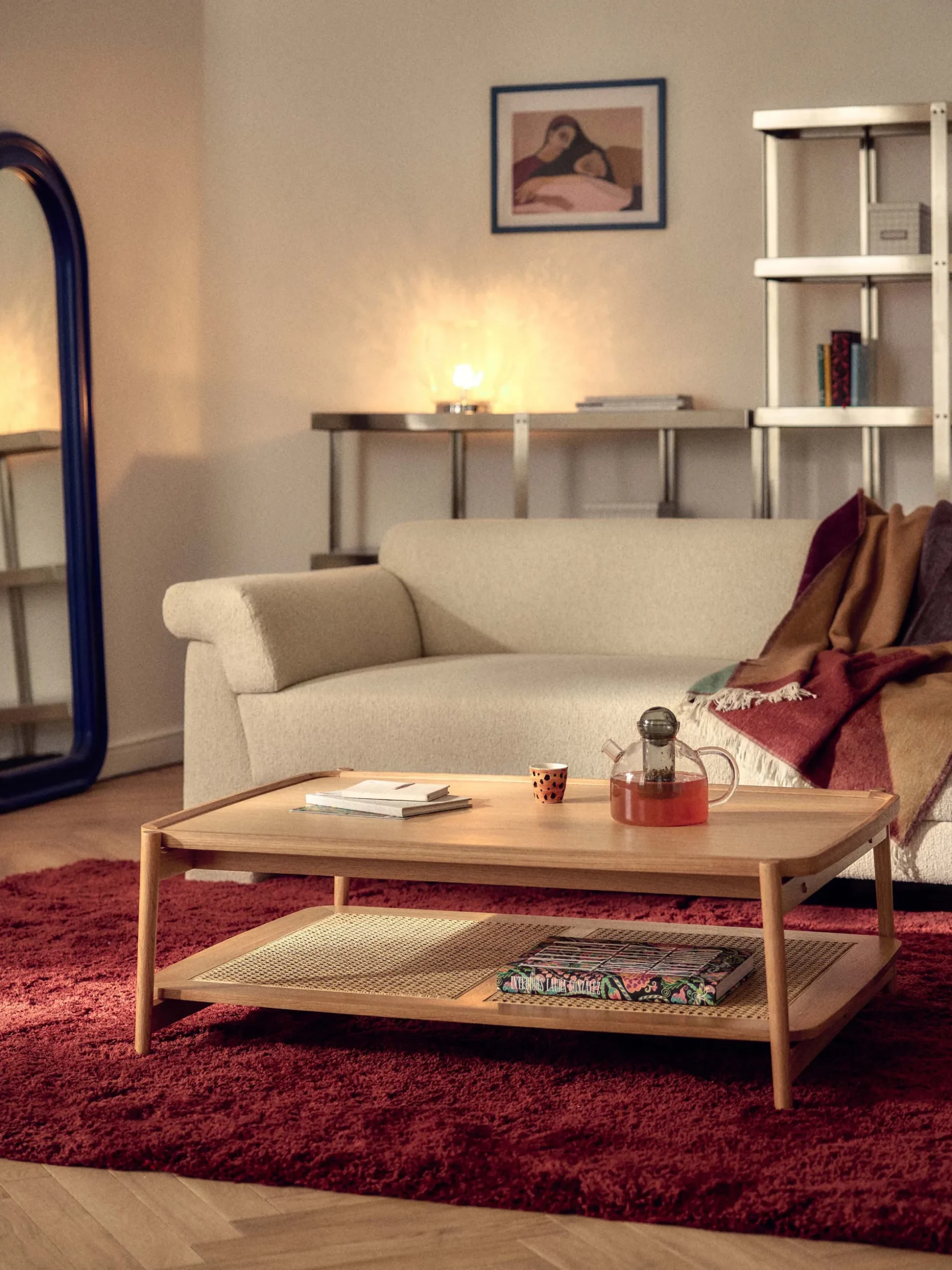 Tavolino da salotto in legno con spazio storage e intreccio viennese Libby