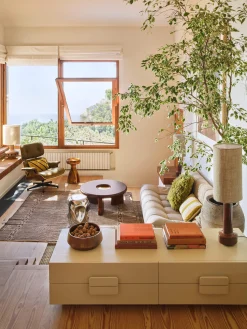 Tavolino da salotto rotondo in legno di mango fatto a mano Conversation