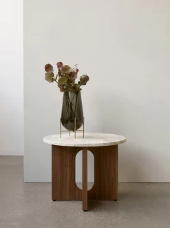 Tavolino rotondo in legno con piano in arenaria Androgyne