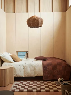 Tavolino in rattan fatto a mano con contenitore Isola