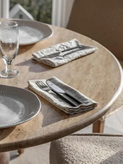 Tavolo rotondo con piano in travertino Sculpt, Ø 110 cm