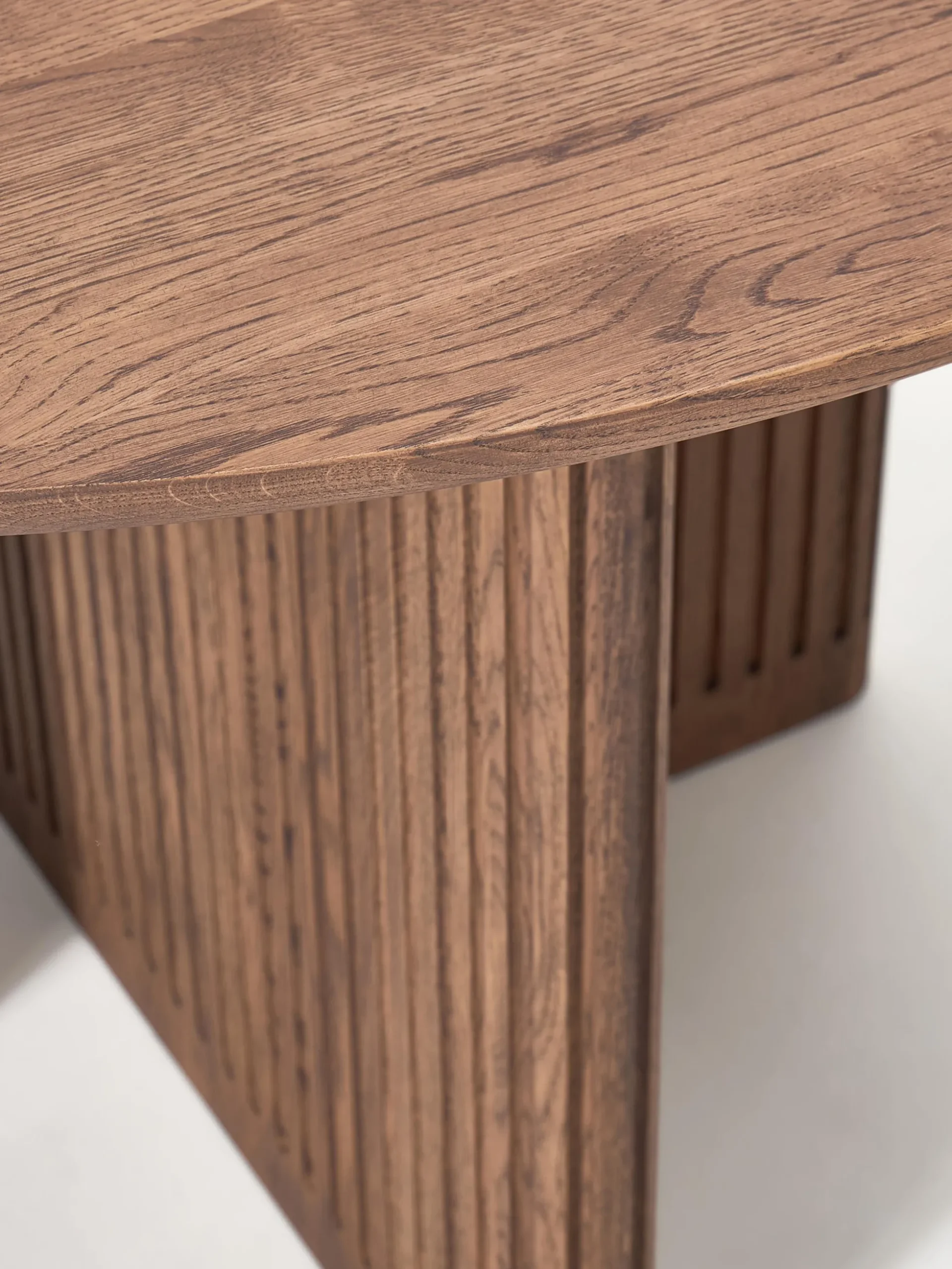 Tavolo rotondo in legno di quercia Jolka, Ø 120 cm