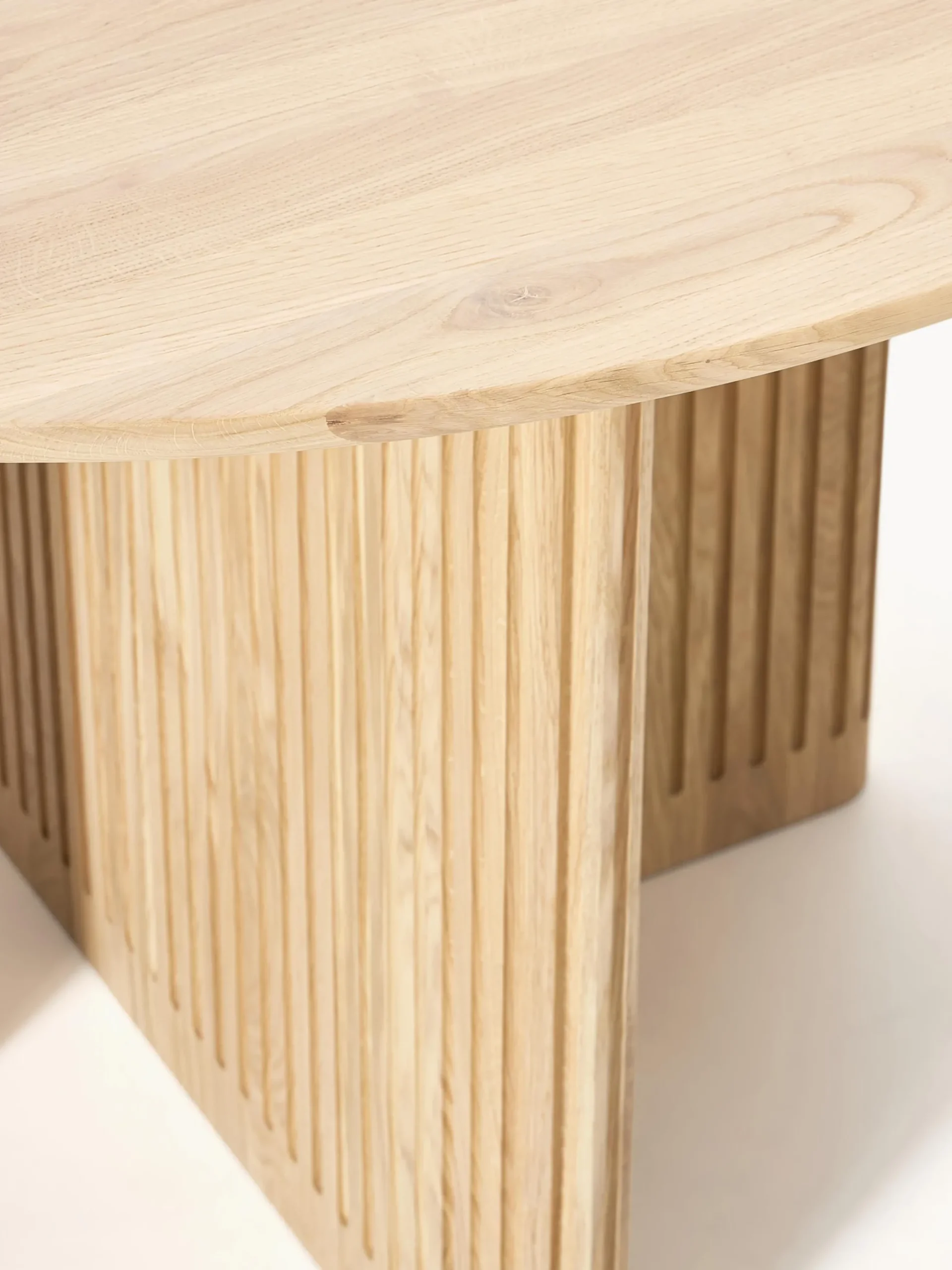 Tavolo rotondo in legno di quercia Jolka, Ø 120 cm